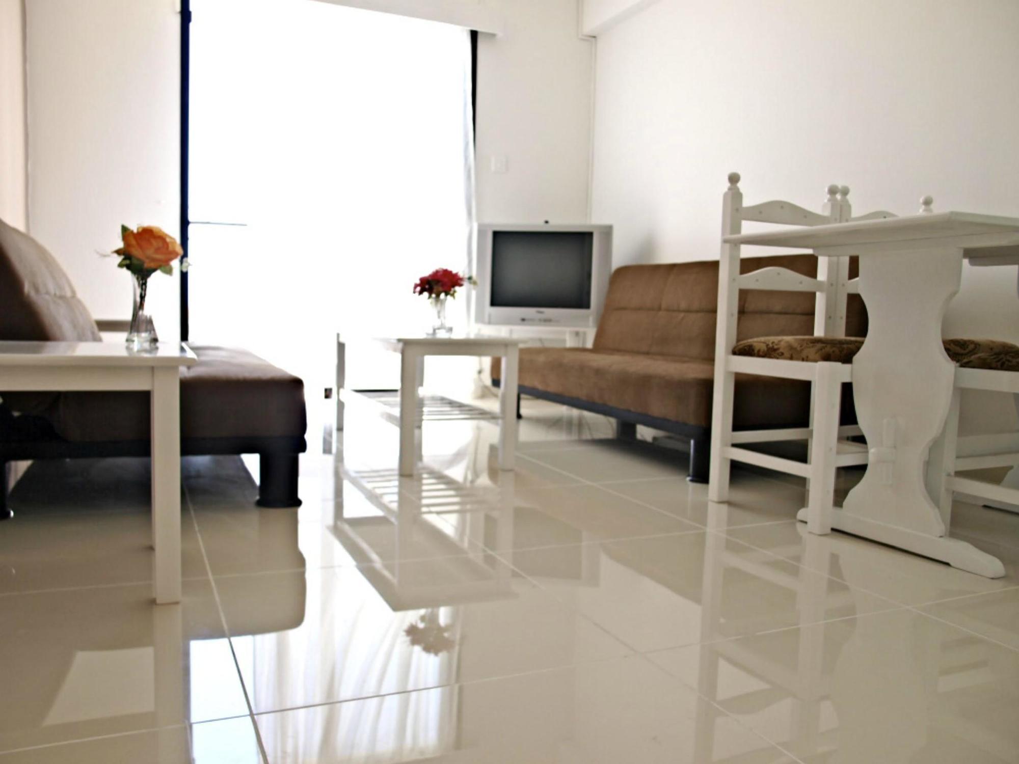 Hilltop Gardens Hotel Apartments Pafos Dış mekan fotoğraf